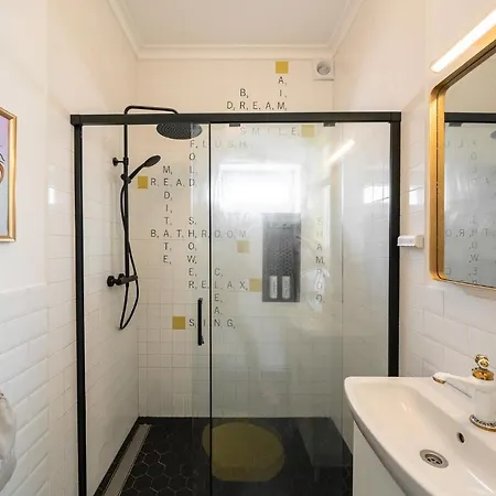 Wanderful - Travel Themed Apartment Lisbon